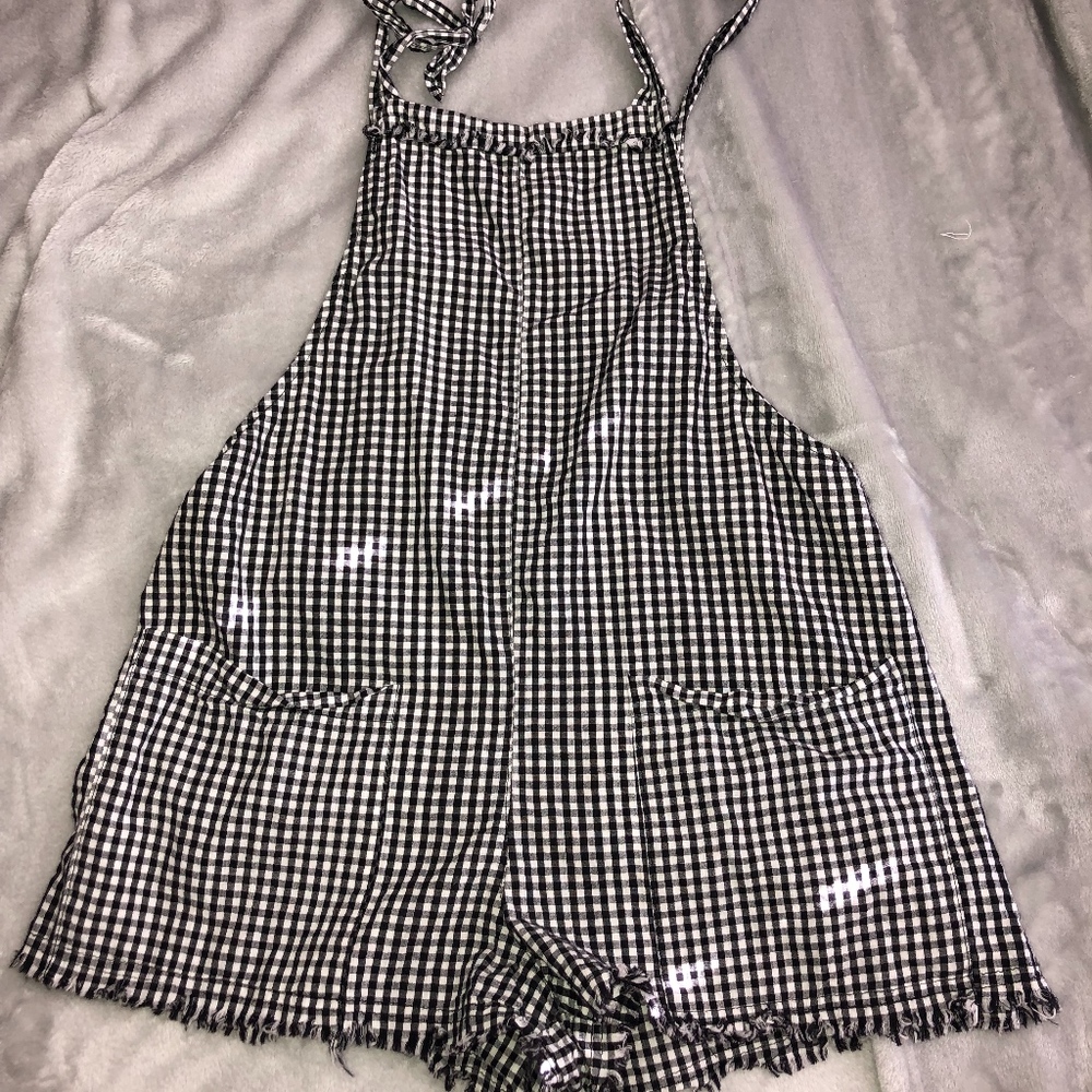 Gingham Romper with Pockets - XS